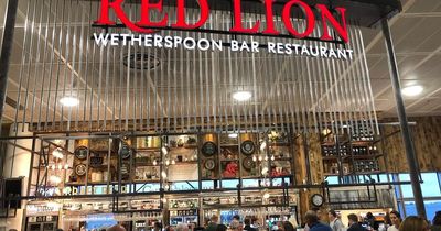 Wetherspoons meal 'that would fail GCSE home economics' shared by unhappy customer