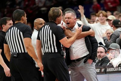 WATCH: Chris Holtmann gets tossed after heated exchange with officials vs. Wisconsin