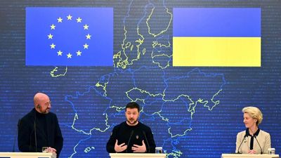 Ukraine's Zelensky vows to hasten EU membership after Kyiv summit