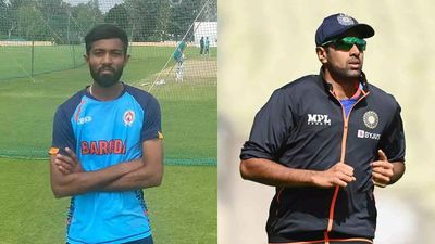 Australia get 'Ashwin duplicate' to train ahead of Test series against India