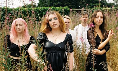 M(h)aol: Attachment Styles review – Irish post-punks’ fiery, feminist reclamation of power