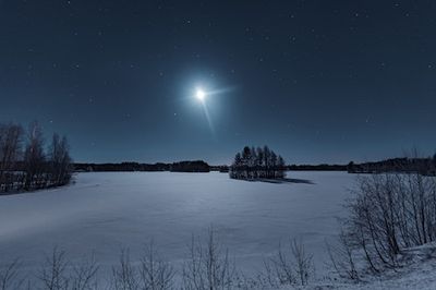 Snow Moon 2023: You Need to See February's Bright Full Moon This Weekend