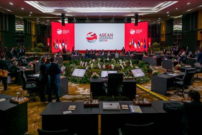 Asean ministers hold ‘frank’ talks on Myanmar