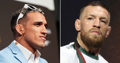 Charles Oliveira told to keep on insulting Conor McGregor after "chicken" jibe