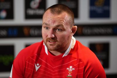 Ken Owens calls on Wales to restore pride after problems on and off the field