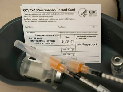 This winter's U.S. COVID surge is fading fast, likely thanks to a 'wall' of immunity
