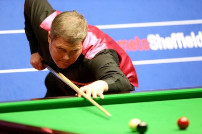 Robert Milkins fires 147 break in German Masters clash with Chris Wakelin