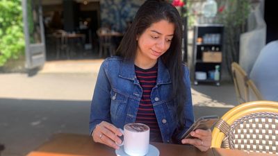 Indian online groups connecting thousands, as social media helps migrants thrive in Australia