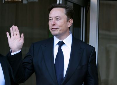 Jury mulls whether Musk's 2018 Tesla tweet was fraud
