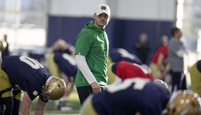Alabama will hire Notre Dame offensive coordinator Tommy Rees