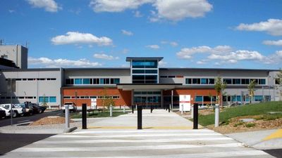 Bathurst Base Hospital loses accreditation to train medical registrars