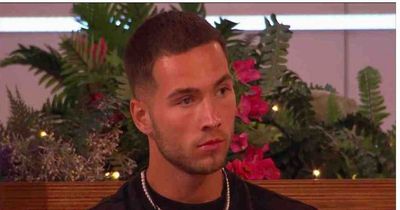 Love Island fans blown away by Ron's huge Essex home as they discover 'he's filthy rich'