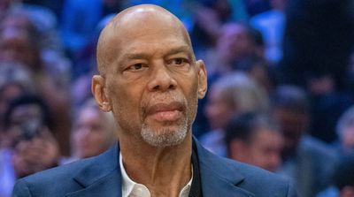 Report: Kareem to Attend Games as LeBron Nears Record
