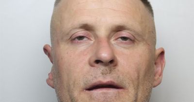 Wanted Dale Poppleton spotted in Leeds Home Bargains as armed police 'fly around' city centre