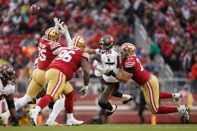 49ers 1 of 3 teams to have positive point differential vs. Tom Brady