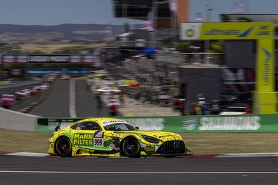 Bathurst 12 Hour: GruppeM in front with three hours to go