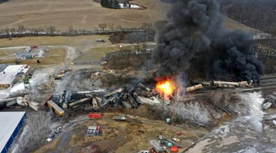 US Cargo Train Derails, Causing Huge Fire and Leaking Hazardous Gas