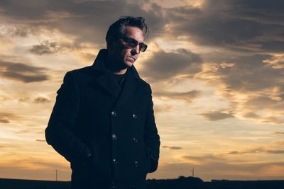 ‘Nobody wants to strike, they don’t do it for fun’: Richard Hawley on his National Theatre debut, Thatcherism and the Tories