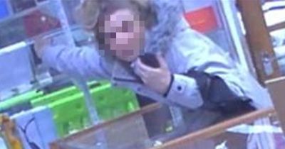 Brazen thief caught on CCTV stealing Samsung mobile from Possilpark shop