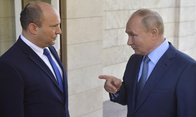 Putin promised me he would not kill Zelenskiy, says former Israeli PM