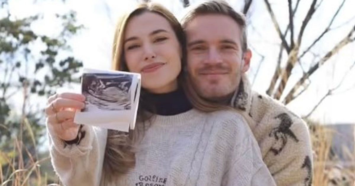 Youtuber Pewdiepie Announces He Is Expecting His First 6890