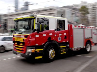 Fire damages Buddhist temple in southeastern Melbourne