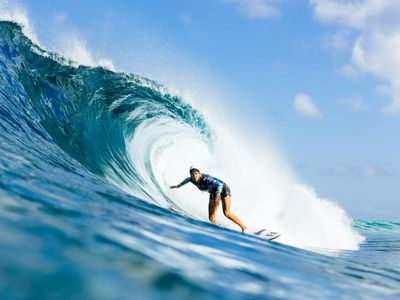 World Surf League opener called off again