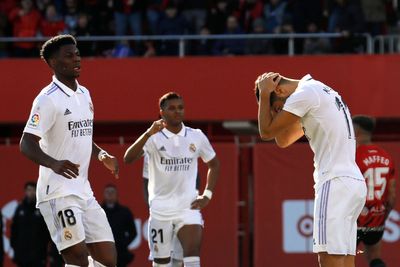 Real Madrid lose ground in LaLiga as Barcelona move eight points clear