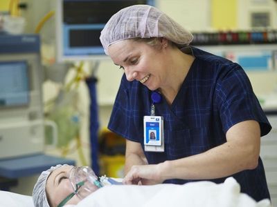 Pay rise deal for SA nurses includes bonus payments