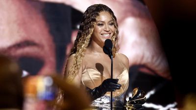 Beyoncé breaks record for most Grammys wins