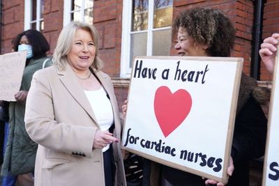 NHS strike London: Biggest round of nurse and ambulance action gets under way