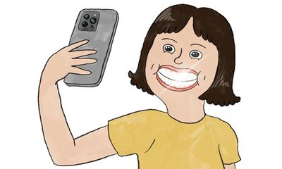 Can putting petroleum jelly on your teeth help you smile longer?