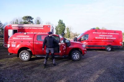 Nicola Bulley: Specialist diving team brought in to search Lancashire river for missing mum
