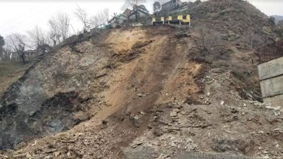 Panic among people living in landslide prone areas in Ramban's Ramsoo, five families shifted