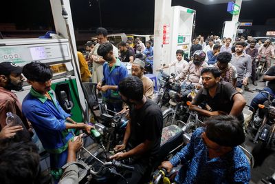 Pakistan, IMF grapple for consensus to unlock critical funding