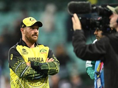 Aaron Finch to retire from international cricket