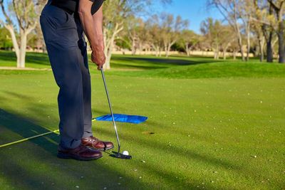 Playing golf may be better than Nordic walking for health, study suggests