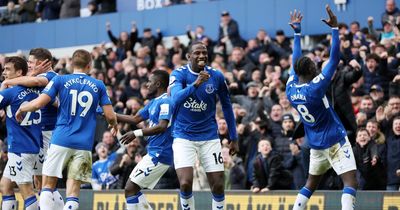 Abdoulaye Doucoure benefits from 'very brave decision' as Everton find possible Liverpool blueprint