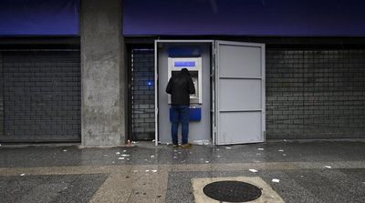 Lebanese Banks to Start Open-Ended Strike, to Keep ATMs Working