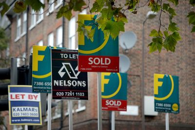 Average UK house price is more than £12,000 below August peak – index
