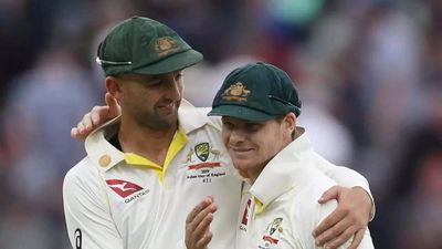 IND vs AUS: Beware Team India! Steve Smith and Nathan Lyon biggest threats, says Dinesh Karthik