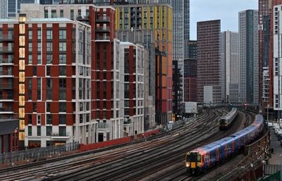 TfL and Network Rail team up to build 20,000 new homes