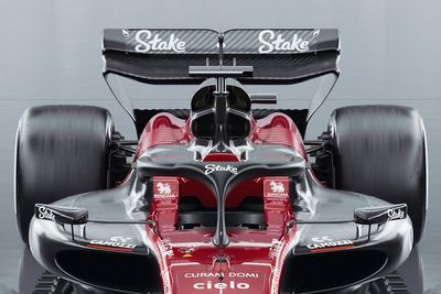 Why Alfa Romeo has kept its blade roll hoop on 2023 F1 car