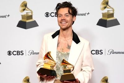 Harry Styles’ backup dancer says set malfunction forced them to ‘reverse’ Grammys performance on the spot