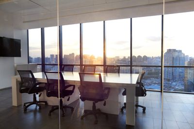 How to decide if you should shrink your office footprint