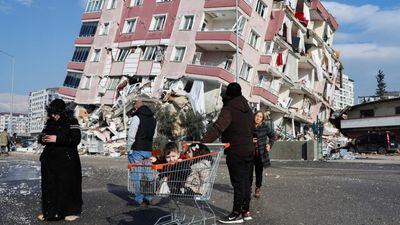 Earthquake death toll rises to more than 5,000 in Turkey, Syria