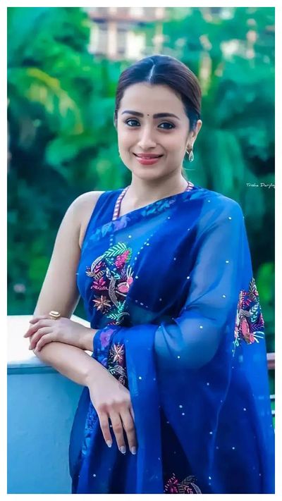 10 Beautiful Pics Of Trisha In 2022
