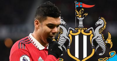 Manchester United make Casemiro decision for Newcastle United Carabao Cup final