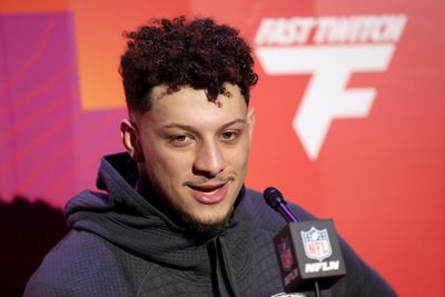 Determined Mahomes says ankle injury has improved