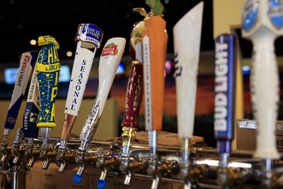 What are the most popular, crowd pleasing beers in America for your Super Bowl party?